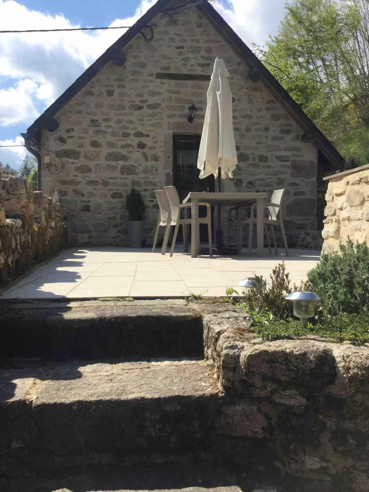 Appartement Castle Terrace à Faux-la-Montagne Extérieur photo